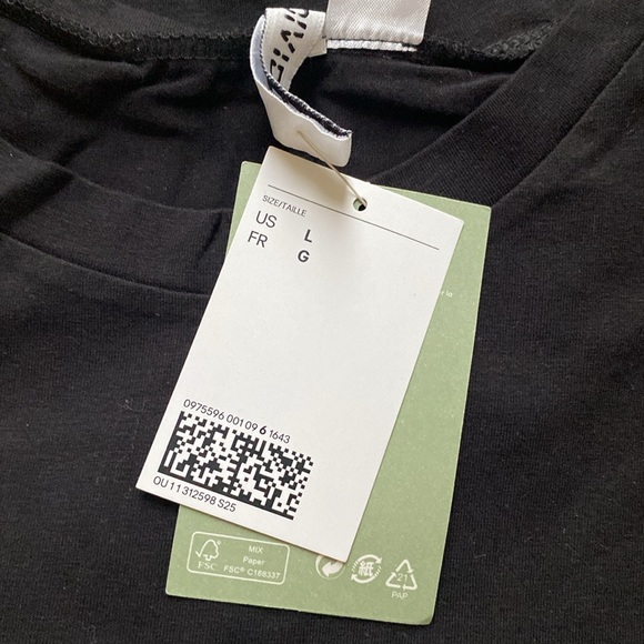 Brand New H&M crop top black - Picture 3 of 3